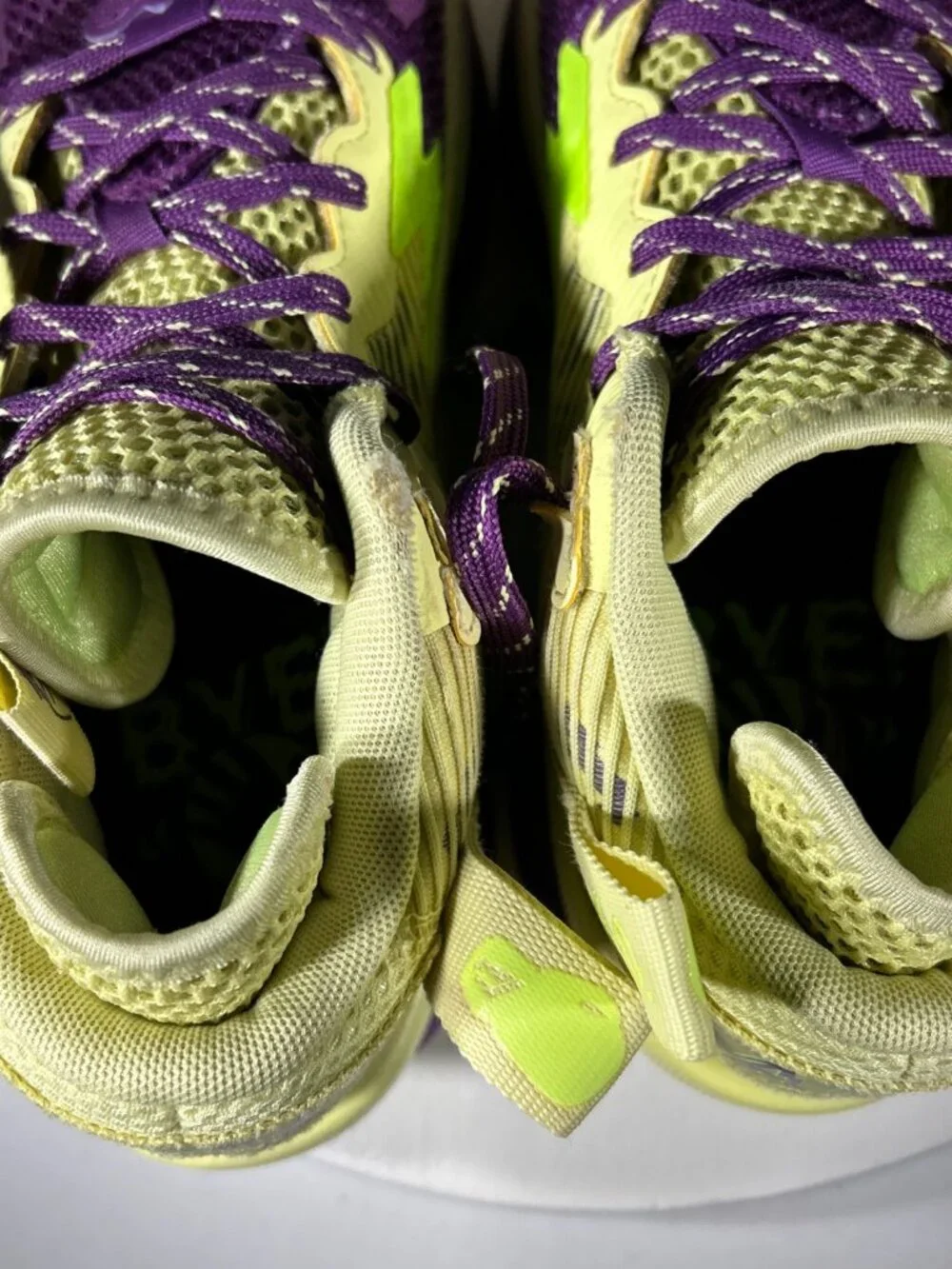 Adidas Dame 8 Dame Time Basketball Shoes Mens Boys Size 6 Purple Yellow Sneakers